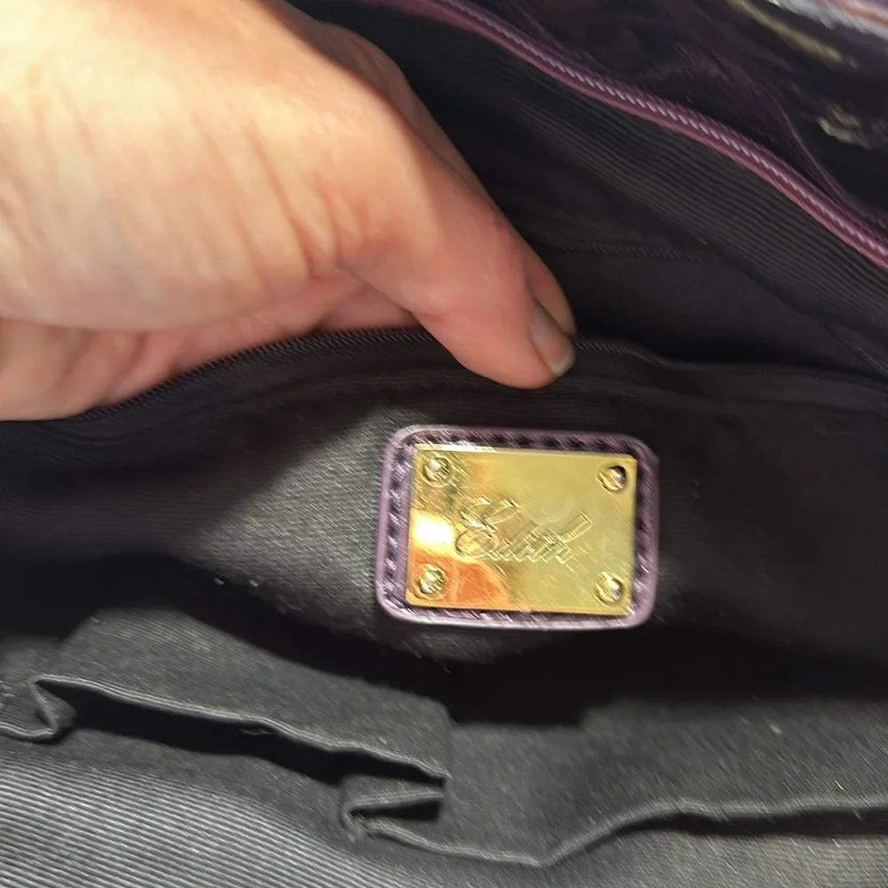 Shoulder bag